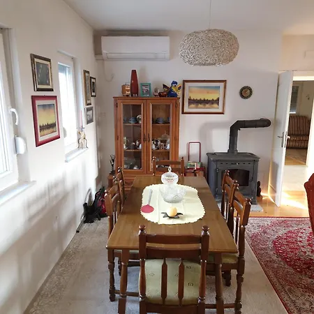 Prázdninový dům Vesna - Pool House *
